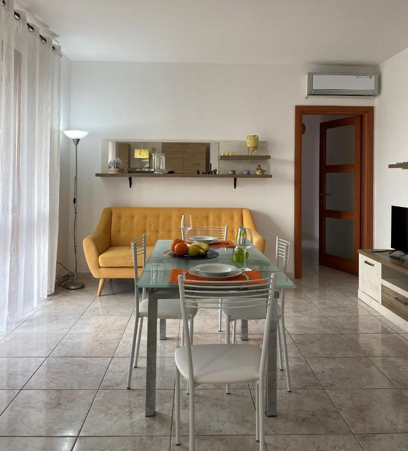appartamento Porto Torres Esterno foto